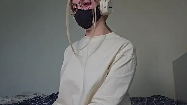 DanaWard - dildo in pussy + doggy style