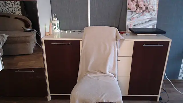 AmoraLuv - Dildo in pussy