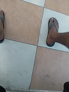 Dillikibilli - Make Me Horney in Public