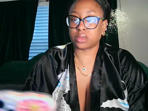 Nyxie_Chaos - Check Out My Tip Menu