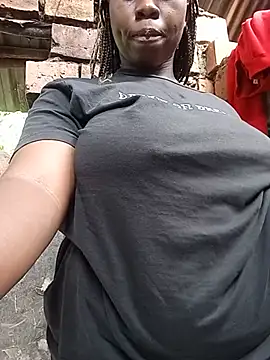 Sassy_boobs21 - Squirt 💦 for daddy