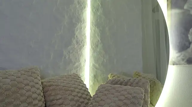 Moniqque - Naughty video for the last tipper