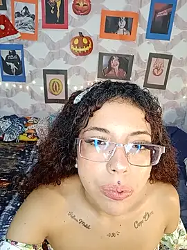 Alinne_Bell - What a sexy hair 💕