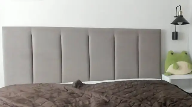 KimberlyWells - showing pussy in doggy position🥵🥵