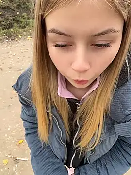 RossyMood - DOGGY ON PARK + SPANK ME RISKY CRAZYY