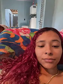 Littlehoney00 - Bem gostosa com consolo 🤤