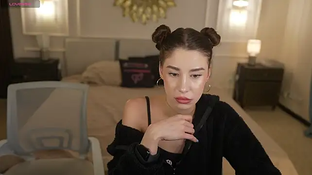 Selena_Glow - naked ass 1 girl