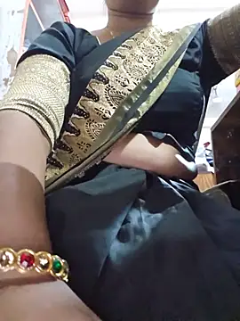 Indianhotwife639 - Boobs pussy enjoy 😉
