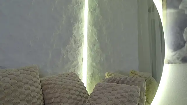 Moniqque - Naughty video for the last tipper