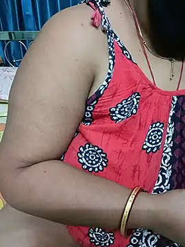 Monaa - Cucumber fucking, belan fucking in live