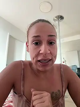 DominicanJojo - 40$Tip $1DominicanJojo