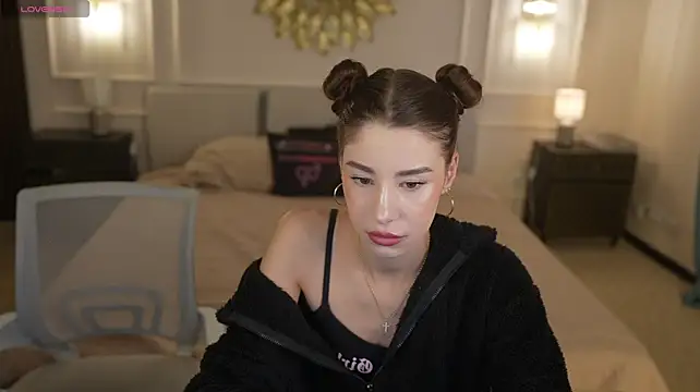 Selena_Glow - naked ass 1 girl