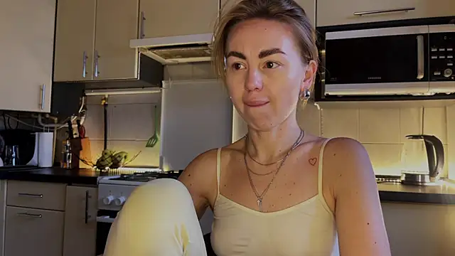 Marta_Kelly - Help me raise money for a hair dryer