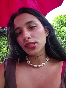 Lorena_Mcfly - WALK ARROUND NO PANTIES +control x2mn🕹️