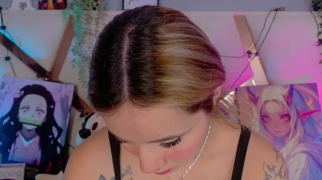 AmbarHills_1 - Oiled ass twerking on your face