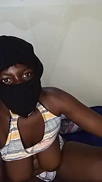 Tightlilly - spread pussy lips