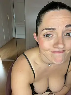 Chloe-ta - VIDEO HOT LT ou SNP