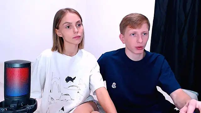 Juliaanddima - sh9w ass doggy naked