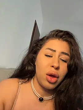 DaianaKimberly - Toy control 5 min ANAL