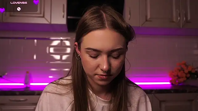 Luvvele_a - Suck finger
