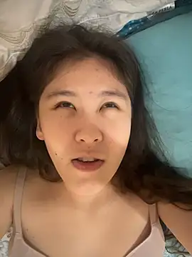 Riz_girl - hello, be polite in public chat pls