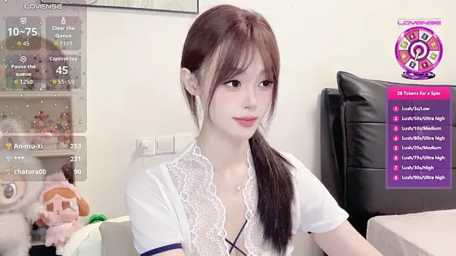Ellaa999 - 内衣诱惑控制三分钟~~