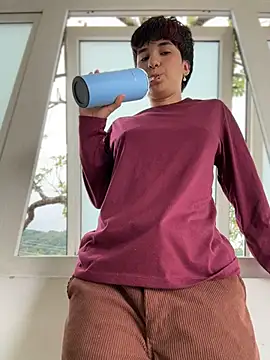 Emma_cute7 - Flash ass