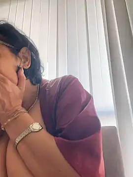 Star_anastasia - show pussy fingering