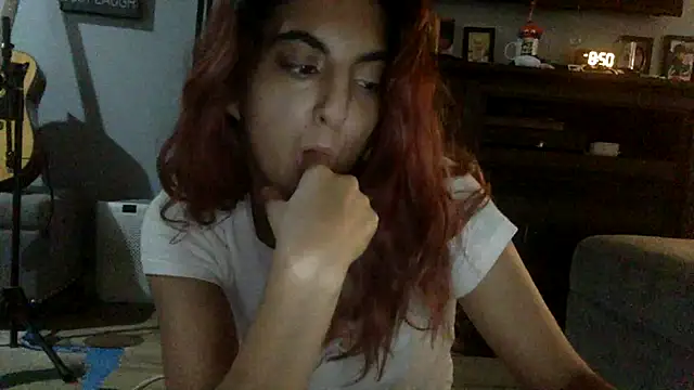 Miabrooks2 - see my wet pussy...