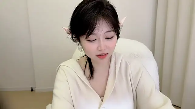Kakionan - 打喷嚏了，是不是你在想我啊！！！！