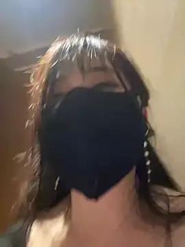 Xiao-mo520 - 美导老师下班兼职，咖啡厅偷玩小粉，刺激，敏感体质易失控，哥哥轻点，完成目标脱一件