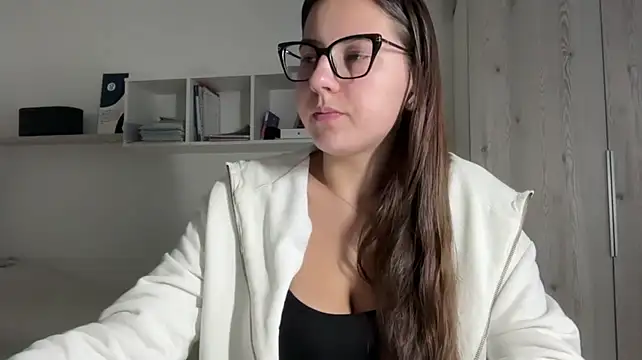 Rubymoonv - Squeeze and softly slap my boobs x11🤭