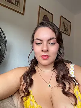 Barbara-rosee - Spank boobs 🍒