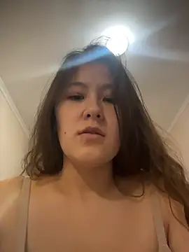 Riz_girl - hello, be polite in public chat pls