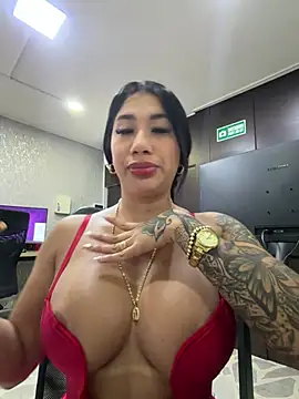 Kiim_taaylor - FLASH TITS IN PUBLIC 😈🤭