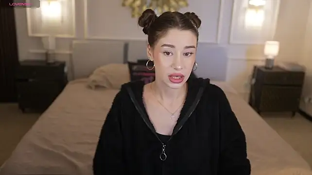 Selena_Glow - naked ass 1 girl