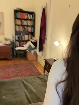 -Alisa - Boobs out & Suck Dildo