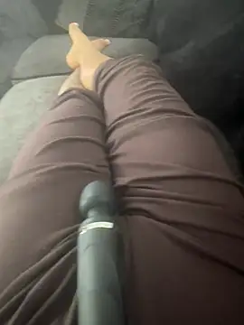 Destinylovex - last tipper picks a game