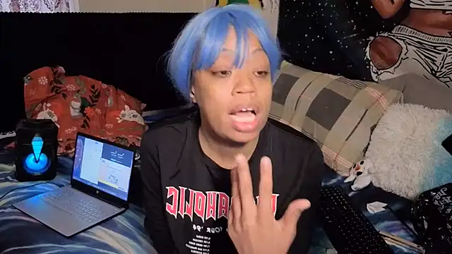 IAMTOKYOLEE - suck and oil that ass n boobies