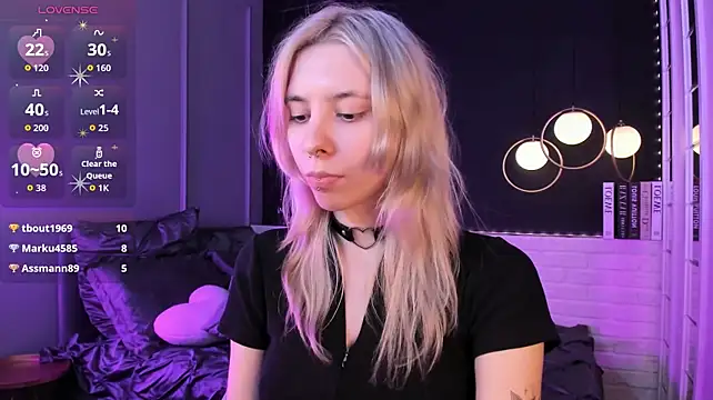 Camilla_Evers - show feet
