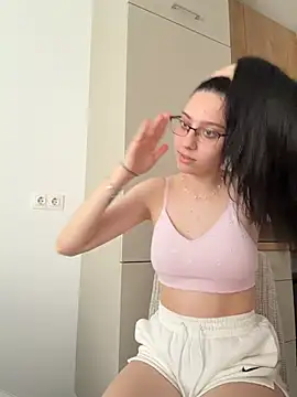 LuluPeach_ - topless 3 min