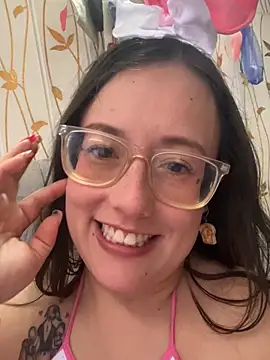 I_Am_BellyRose - A cute bunny wants to feel excited