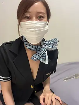 AMI_xox10 - 上着ぽいっ🙌