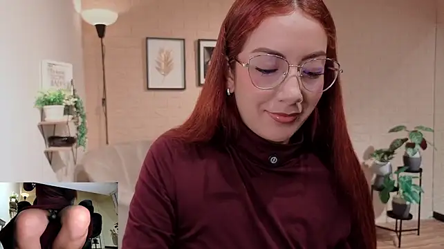 MissOffice_ - I would love to suckle at the office💋