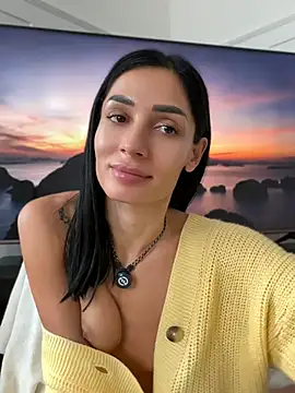 Vicky_luxe