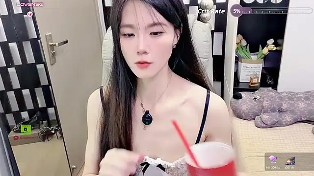 Yueyue-MM - 下空M腿诱惑