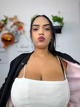 Sara-77 - OIL HUGE BOOBS + MASTURBATION 💦💦CUM