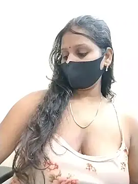 hotyrani07's Live XXX Chat