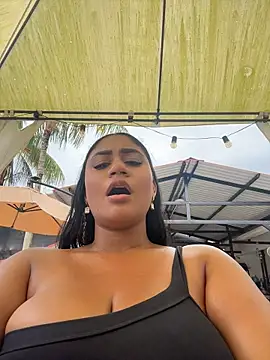 NayTorres - SPREAD ASS AND RUB ASSHOLE IN PUBLIC