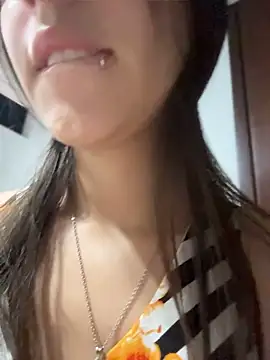 Antonella-rey - FULL NAKED IN PUBLIC+CUM+DESTROY PUSSY